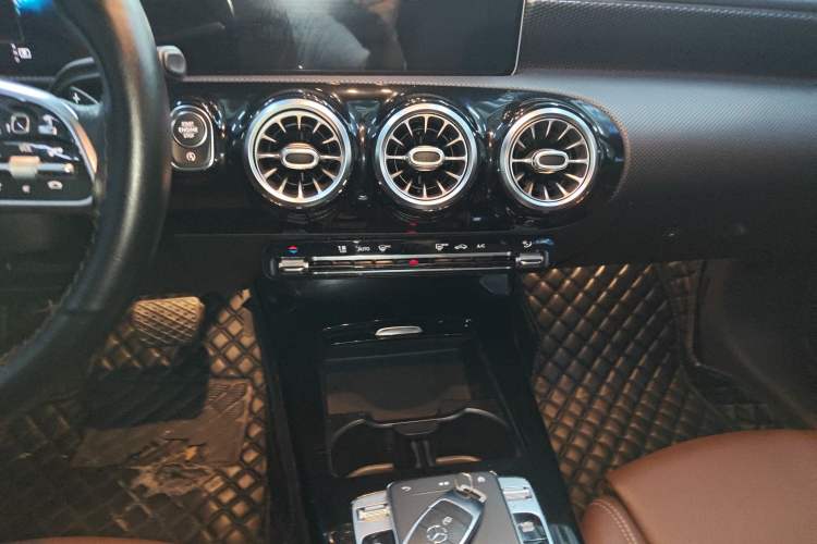 Used Mercedes-Benz A-Class 2019 A 200 Dynamic Edition
