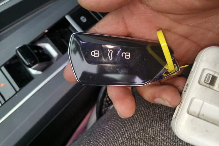 Used Volkswagen Golf 2023 280TSI DSG Pro Vehicle Key