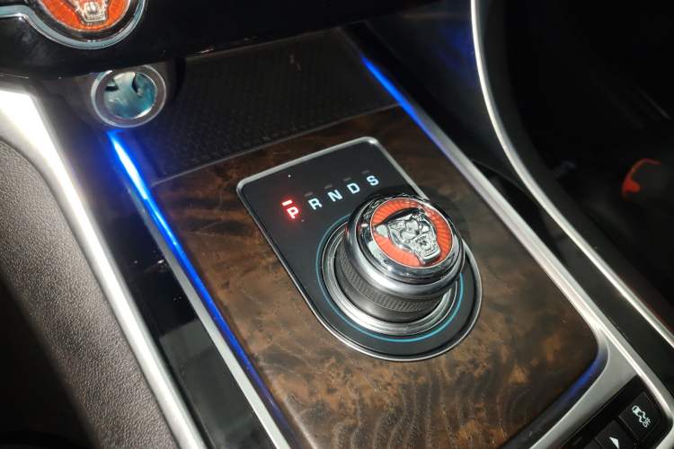 Used Jaguar XFL 2017 XFL 2.0T 240PS Luxury Edition