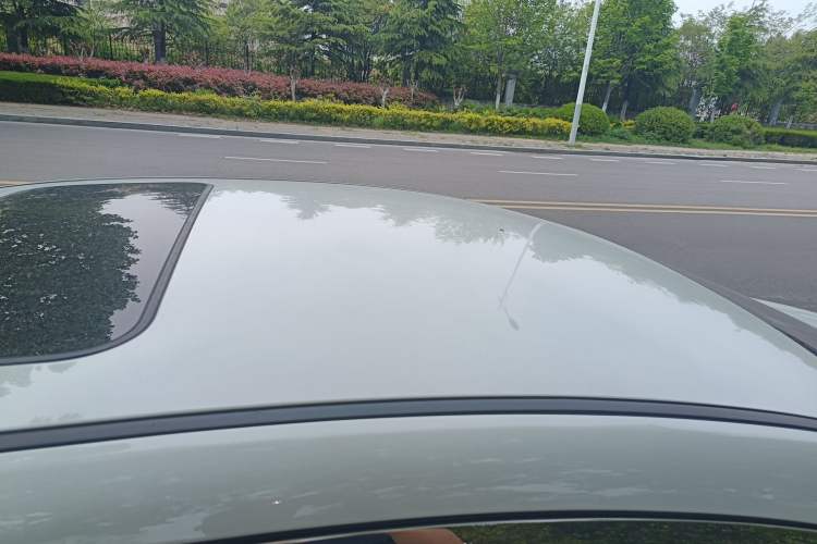 Used Geely Auto Emgrand GL 2017 1.3T DCT Luxury Model Roof