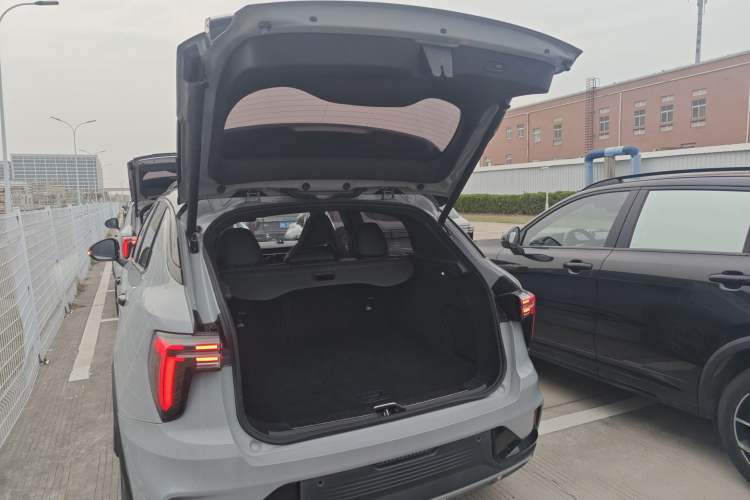 Used Lynk & Co 01 2023 1.5TD EM-F PM Trunk