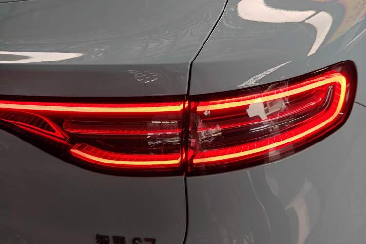 Used Hima Luxeed S7 2025 705 km Max Exterior 3