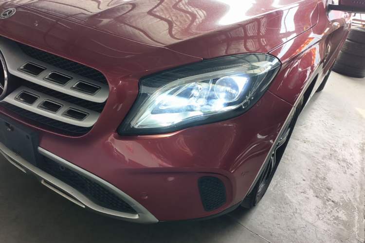 Used Mercedes-Benz GLA 2018 GLA 200 Fashion Model Left Front Headlight
