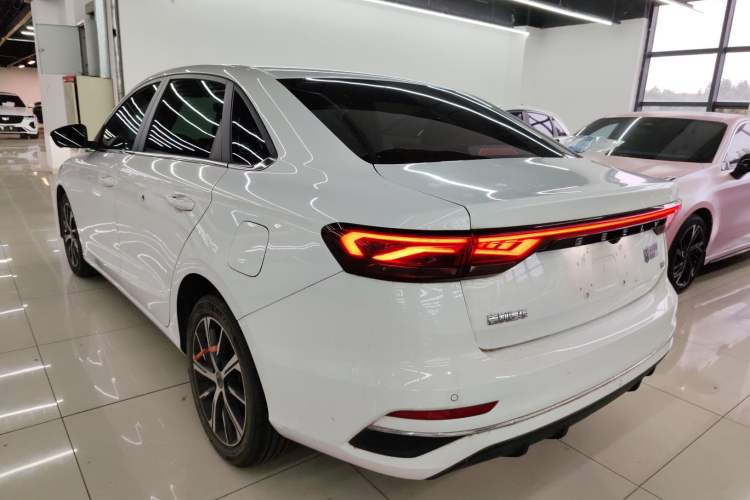 Used Geely Auto Emgrand 2022 4th Generation 1.5L CVT Luxury Model
