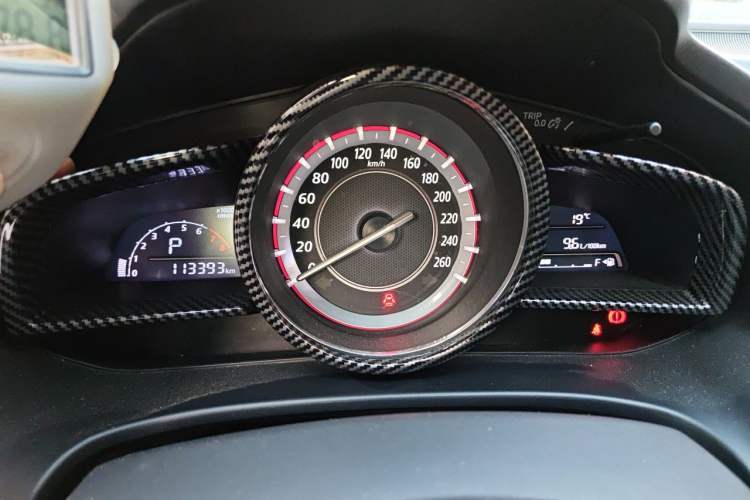 Used Mazda 3 Axela 2014 Hatchback 2.0L Automatic Sport Model