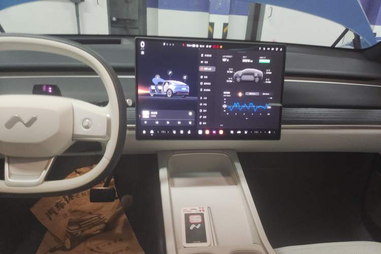 Used ONVO L60 2024 60 kWh Rear-Drive Version