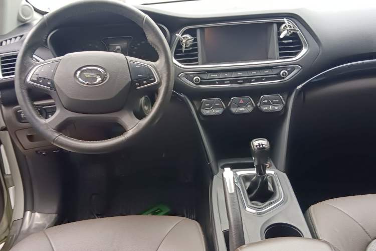 Used GAC Trumpchi GS4 2015 200T Manual Luxury Edition
