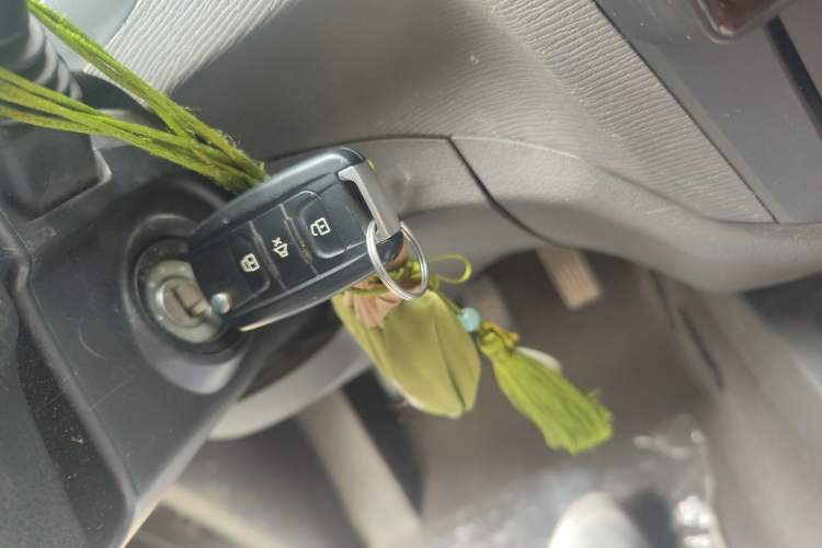 Used Wuling Hongguang 2020 1.2L S Base Model China VI LSI Vehicle Key