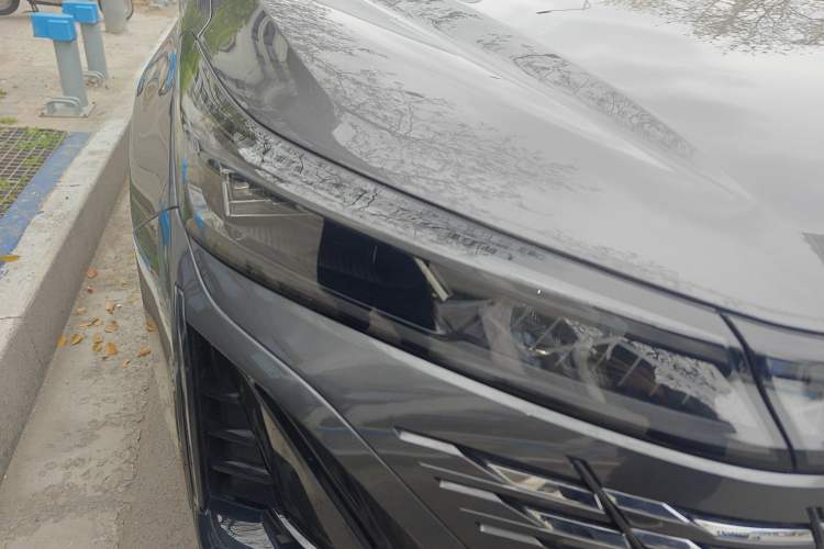 Used CHANGAN CS75 PLUS 2023 3rd Generation 1.5T Automatic Prestige Model Right Front Headlight