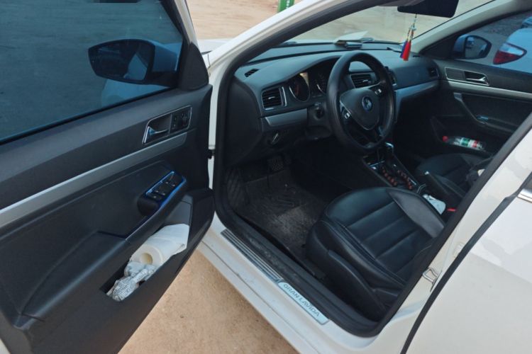 Used Volkswagen Gran Lavida 2017 230TSI DSG Comfort Edition
