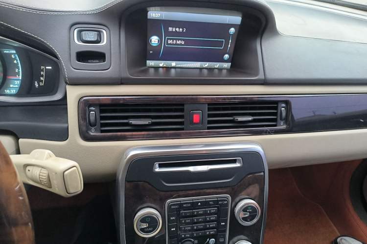 Used Volvo S80L 2014 2.0T T5 Luxury Executive Edition