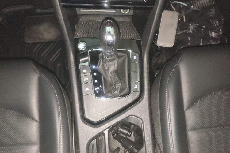 Used Volkswagen Tharu 2021 280TSI Two-Wheel-Drive Luxury Edition
