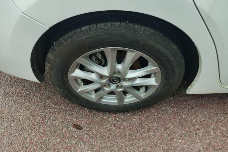 Used Mazda Mazda 3 Axela 2016 Sedan 1.5L Automatic Luxury Model