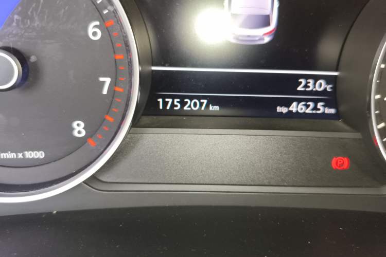 Used Volkswagen Touareg 2018 3.0 TSI Glory Collection Edition
