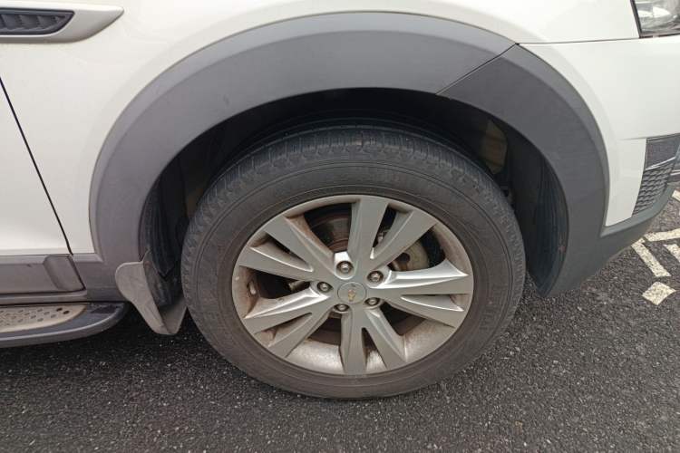 Used Chevrolet Captiva 2014 2.4L 4x4 Flagship Edition 7 Seats
