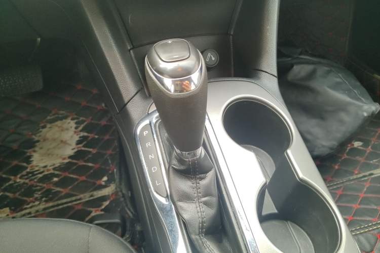 Used Chevrolet Cruze 2018 Redline 320 Automatic Pioneer Edition
