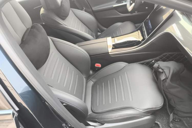 Used Mercedes-Benz C-Class 2023 Revised C 200 L Sport Edition
