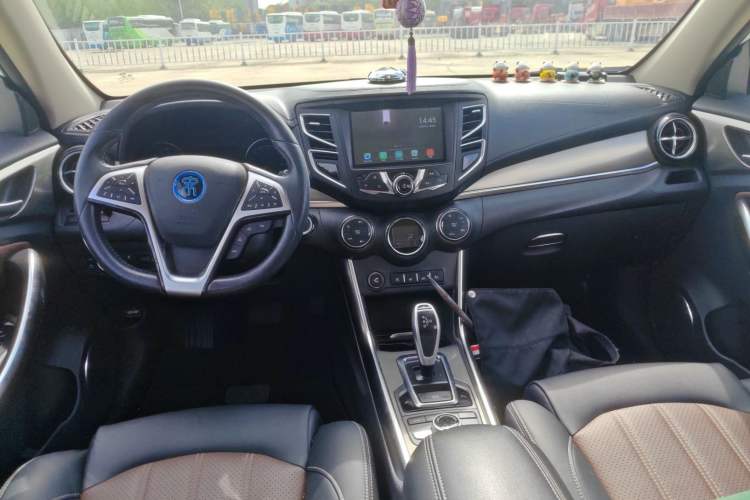 Used BYD Song New Energy 2017 Song DM 1.5TID All-Wheel Drive Luxury Model
