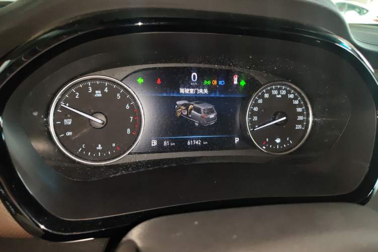 Used Buick GL8 2022 Land Cruiser Executive Class 652T Comfort Model