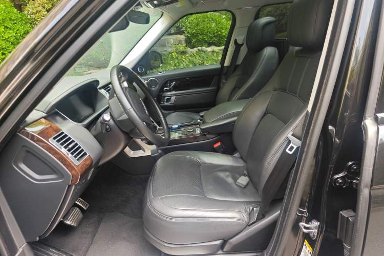 Used Land Rover Range 2020 3.0 L6 Long-Wheelbase Legacy