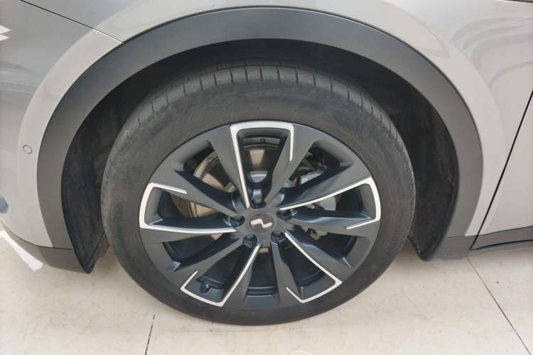 Used ONVO L60 2024 60 kWh Rear-Drive Version