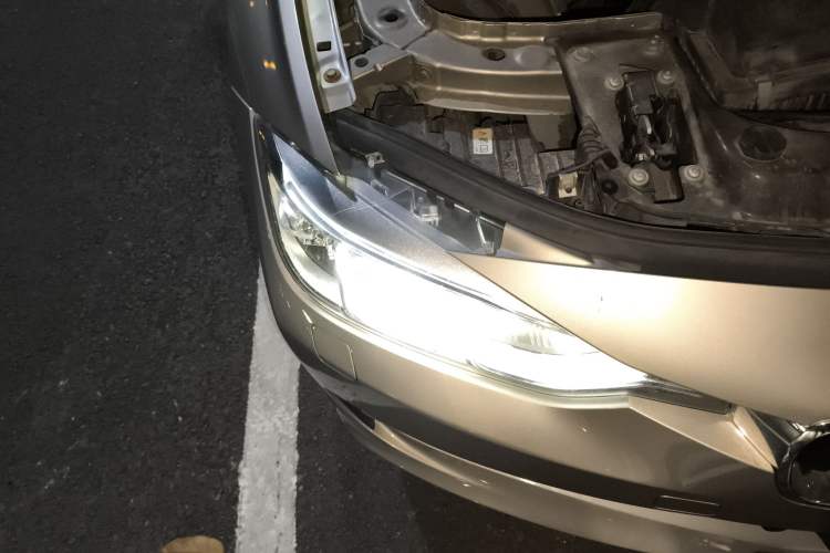 Used BMW 3 Series 2015 320Li Luxury Edition Fashion Model
