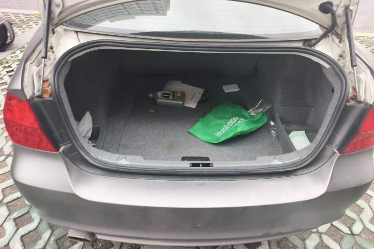 Used BMW 3 Series 2012 318i Leading Model

