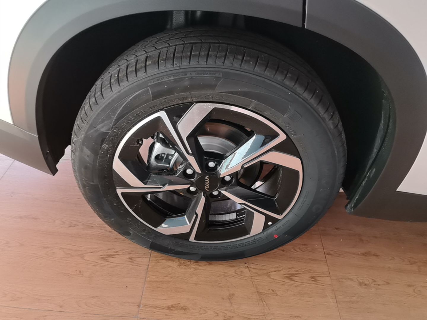 Dongfeng Aeolus L7 New Energy 2026 Model 530 Leisure Edition — снимка 11