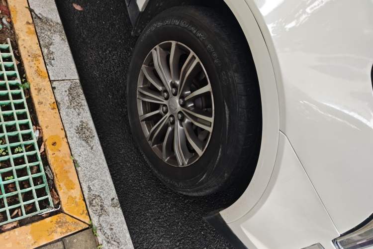 Used Cadillac XT5 2018 25T Luxury Model