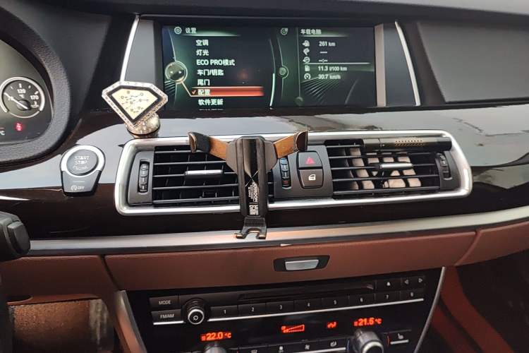 Used BMW 5 Series GT 2015 528i Leading Model Audio And AC Panel