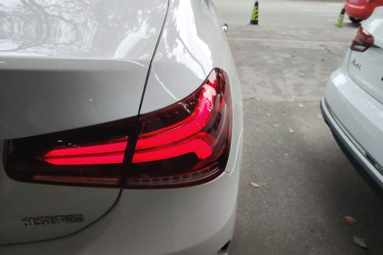 Used Mercedes-Benz A-Class 2021 A 200 L Sport Sedan Fashion Model
