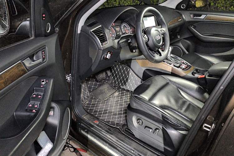 Used Audi Q5 2015 40 TFSI Comfort Model
