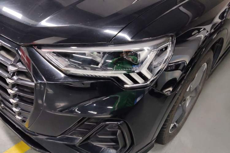 Used Audi Q3 2021 35 TFSI Fashion Dynamic Model
