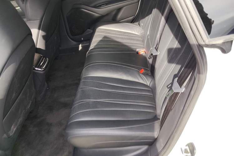 Used IM L7 2022 Dynamic Model Left Rear Seat