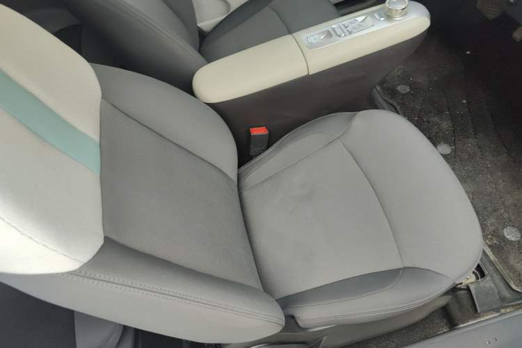 Used CHANGAN NEVO Lumin 2025 205 km Xiangqin Version
