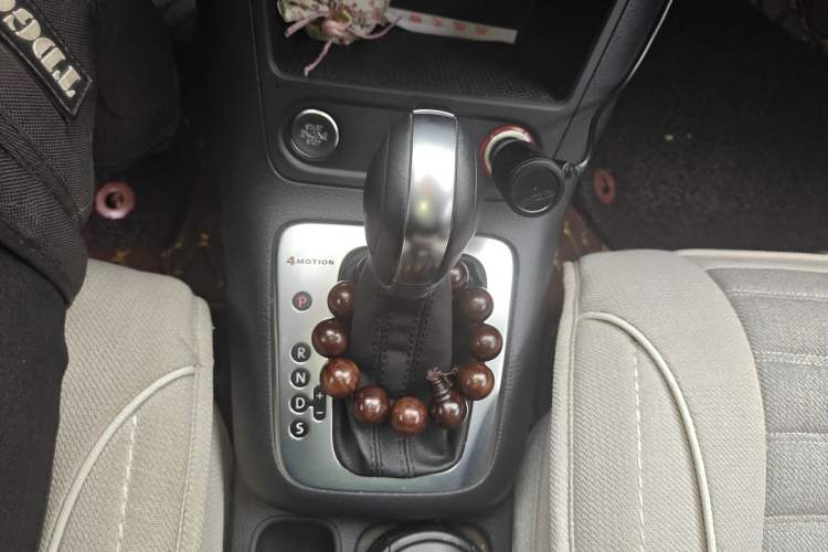 Used Volkswagen Tiguan 2016 300TSI Automatic All-Wheel Drive Luxury Edition Gear Lever