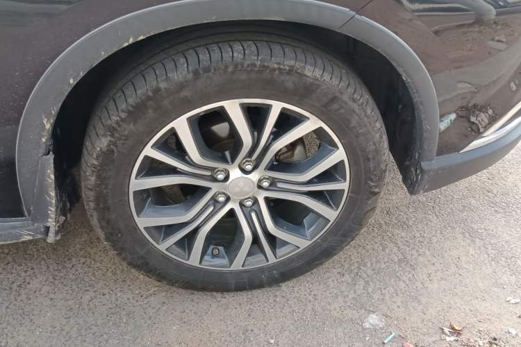 Used Mitsubishi Outlander 2018 2.4L 4x4 Luxury Edition 7-Seater

