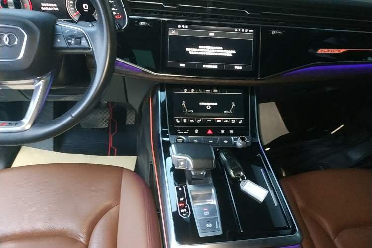 Used Audi Q7 2021 55 TFSI quattro S line Sport model