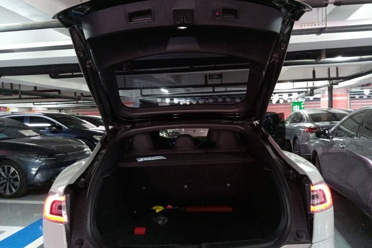 Used Tesla Model S 2017 S 75D Standard Range Edition
