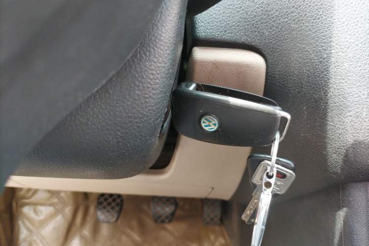 Used Volkswagen Polo 2011 1.6L Manual ZhiShang Edition Vehicle Key