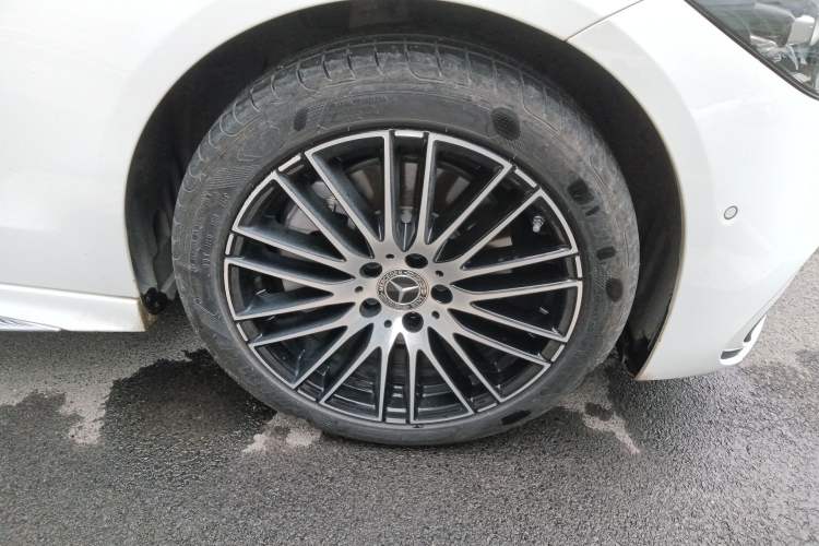 Used Mercedes-Benz C-Class 2024 Restyled C-Class 260 L Sport Edition Right Front Wheel Hub
