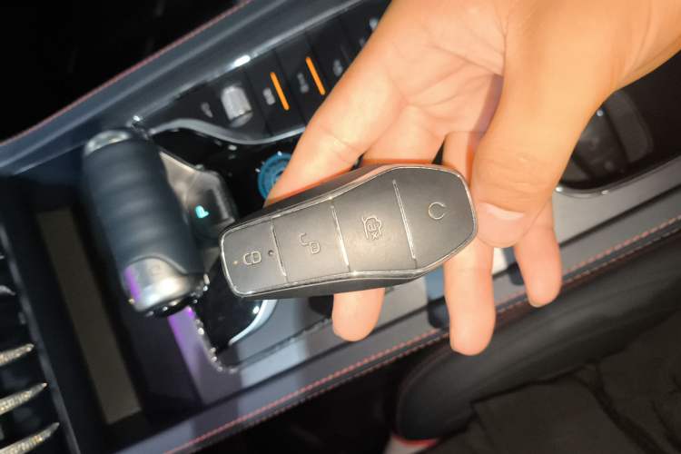 Used BYD Yuan PLUS 2022 430 km Luxury Version Interior 1