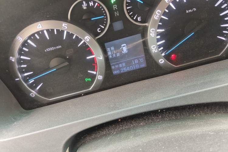 Used Toyota Alphard 2012 3.5L Luxury Edition
