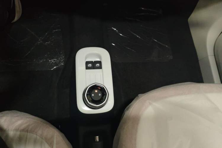 Used Geely Galaxy Panda 2025 210 km – Yuanqi Bear
