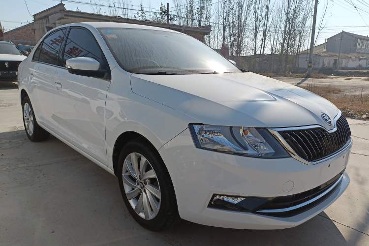 Used Skoda Rapid 2018 1.6L Automatic Comfort Edition
