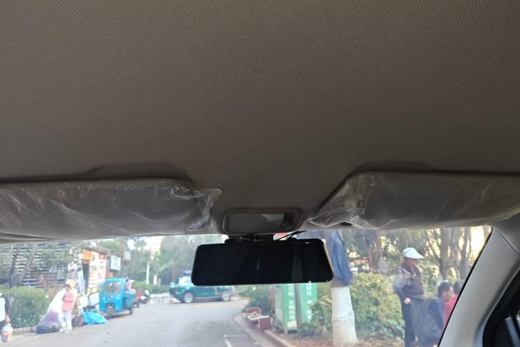 Used Wuling Hongguang MINIEV 2022 GAMEBOY 300km Enthusiast Model with Lithium Iron Phosphate Headliner