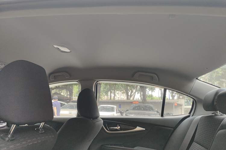 Used Honda Crider 2015 1.8L automatic comfort version Headliner