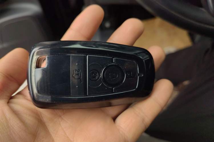 Used Lincoln Corsair 2022 2.0T Two-Wheel Drive Deluxe Edition Vehicle Key