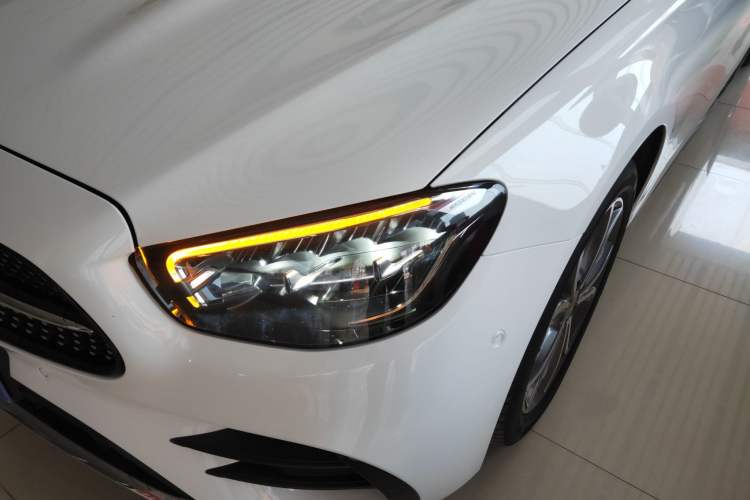 Used Mercedes-Benz E-Class 2021 Restyled E 300 L Sporty and Stylish Edition
