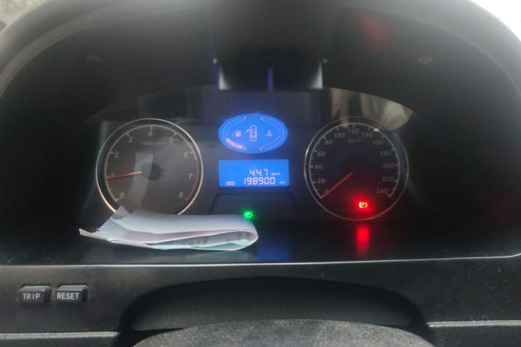 Used Geely Auto Classic Emgrand 2013 Sedan 1.5L Manual Elite Model
